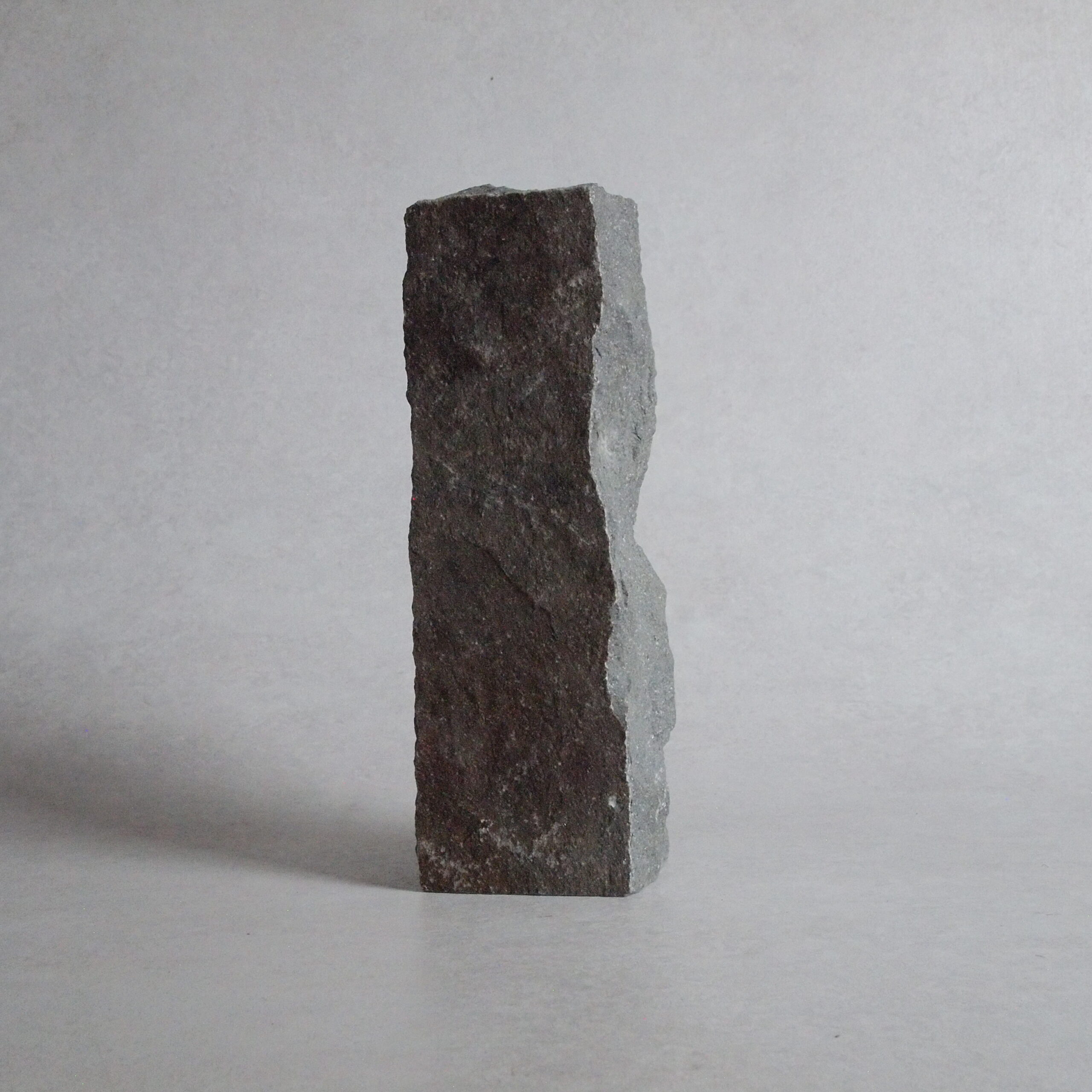 VASE-L 011